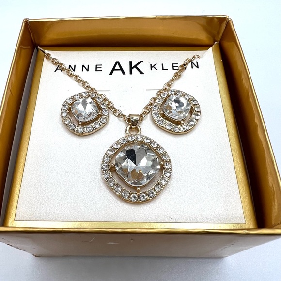 COPY - Anne Klein Necklace and Earring Set - Picture 3 of 7